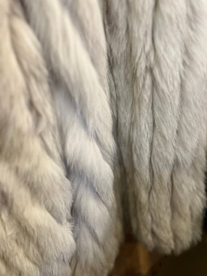 VTG Saga Real Fox White Fur Long Sleeve size XL
