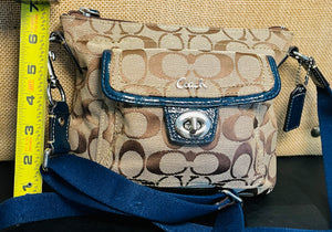 COACH Early 2000s Penelope Sig Small Turnlock Crossbody w Blue Patent Detail
