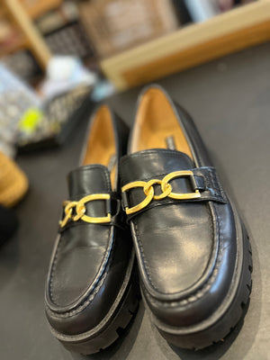 Nine West Black Loafers w Gold Hardware sz9 Women
