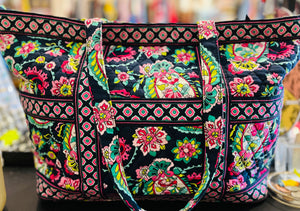 Vera Bradley Black Pink Large 12”x18” Tote Shoulder Bag w Zip Top Closure - A Beauty! EUC