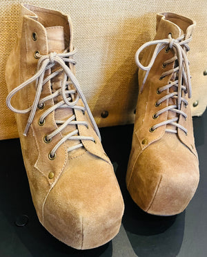 Jeffrey Campbell Lita Platform Tan Suede Upper 5” Heel Ankle Boots Size 9