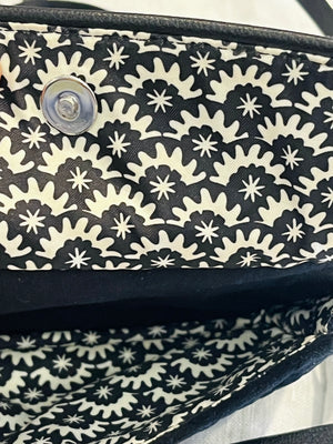 Vera Bradley Classic 6.5” RFID All-in-One Crossbody Wallet Adjustable Strap BLACK 🔥