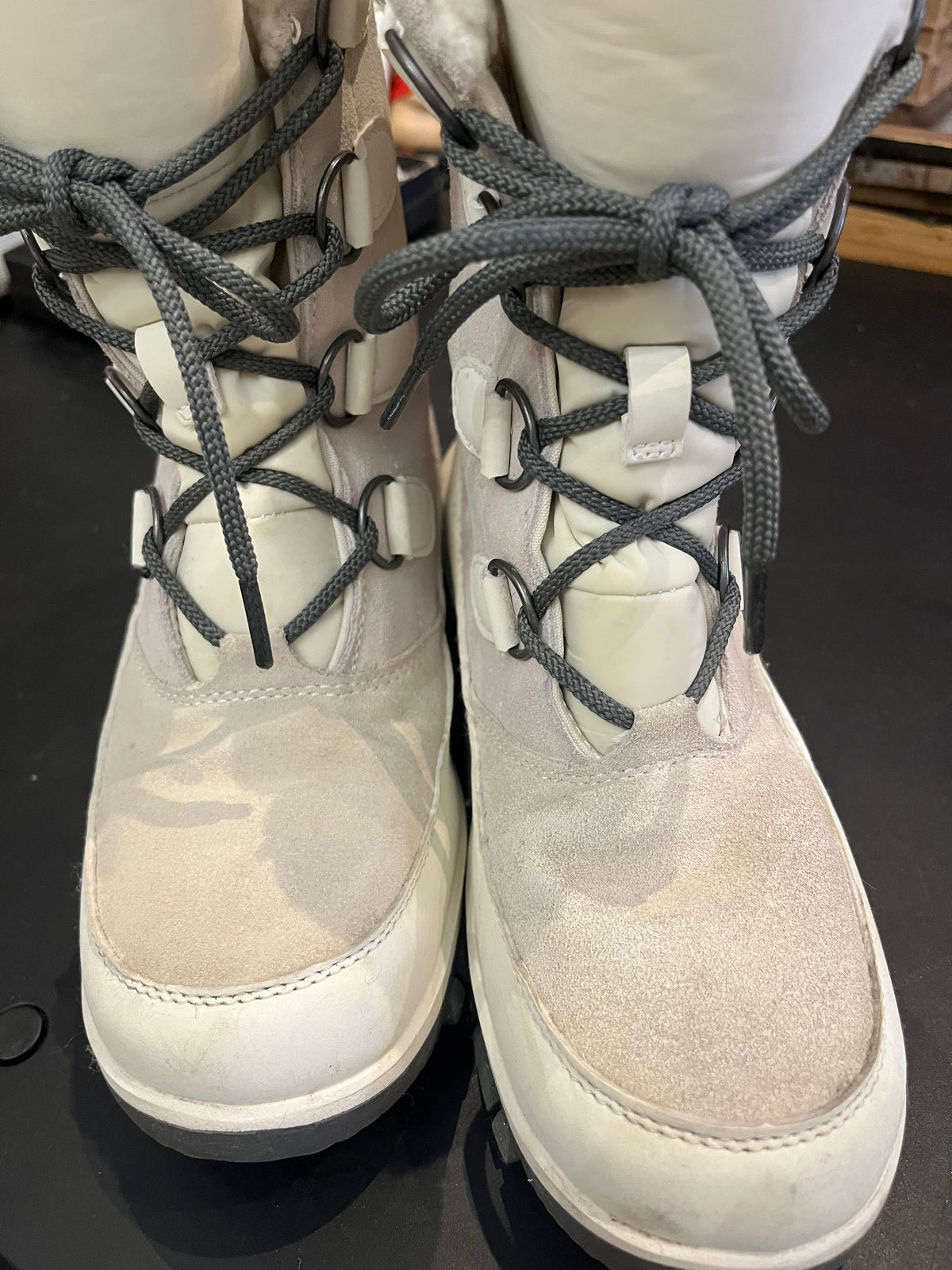 Thermalite White Snow Boots Lace Up Fleece Trim Sz5