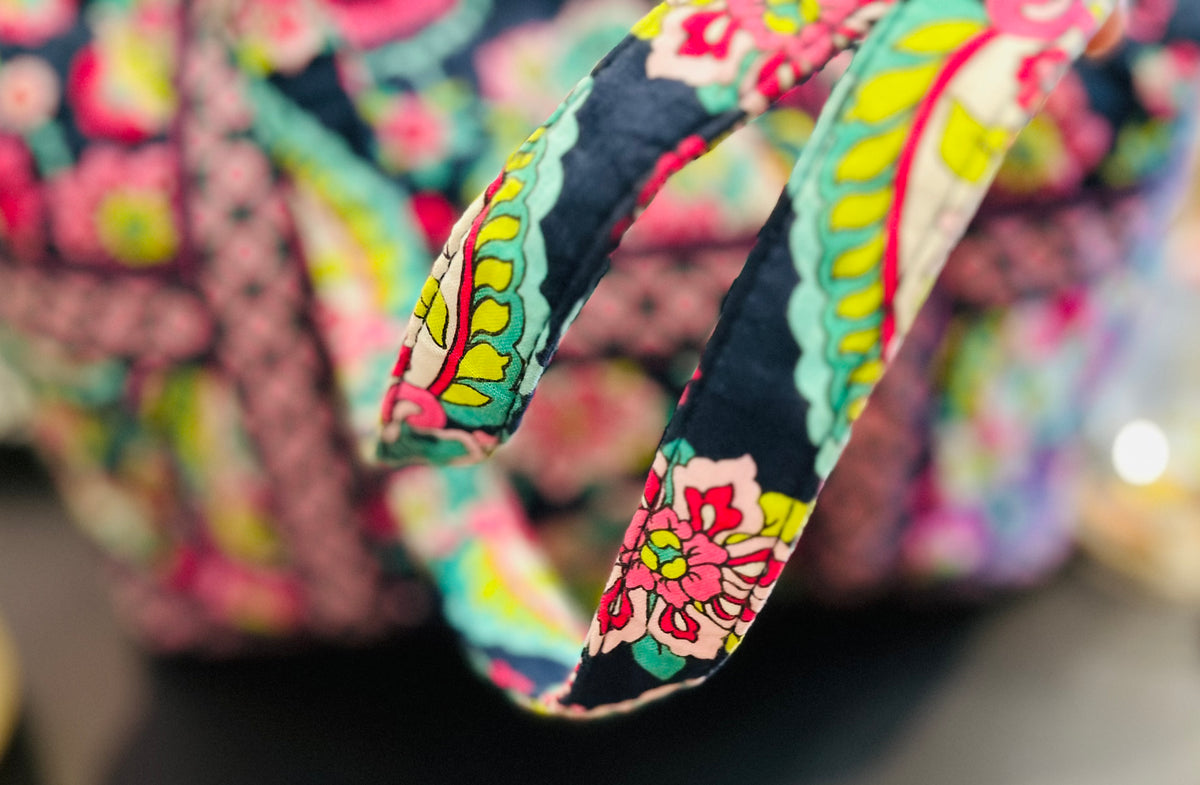 Vera Bradley Black Pink Large 12”x18” Tote Shoulder Bag w Zip Top Closure - A Beauty! EUC