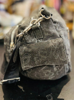 DESIGUAL Gray Denim Medium Embroidered Multi-Pocket Shoulder Handbag GREAT Condition!