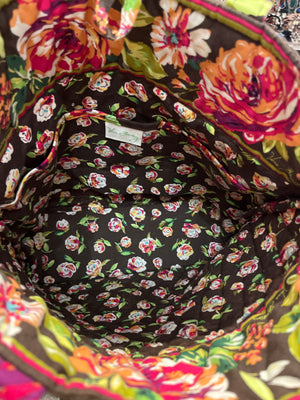 Vera Bradley 16”x11” English Rose Large Tote w Toggle Gently Used