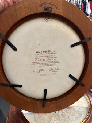 Precious Moments Wee Three Kings Christmas Collection 10” Plate in Wooden Frame Gold Rim (8” opening) (Copy)