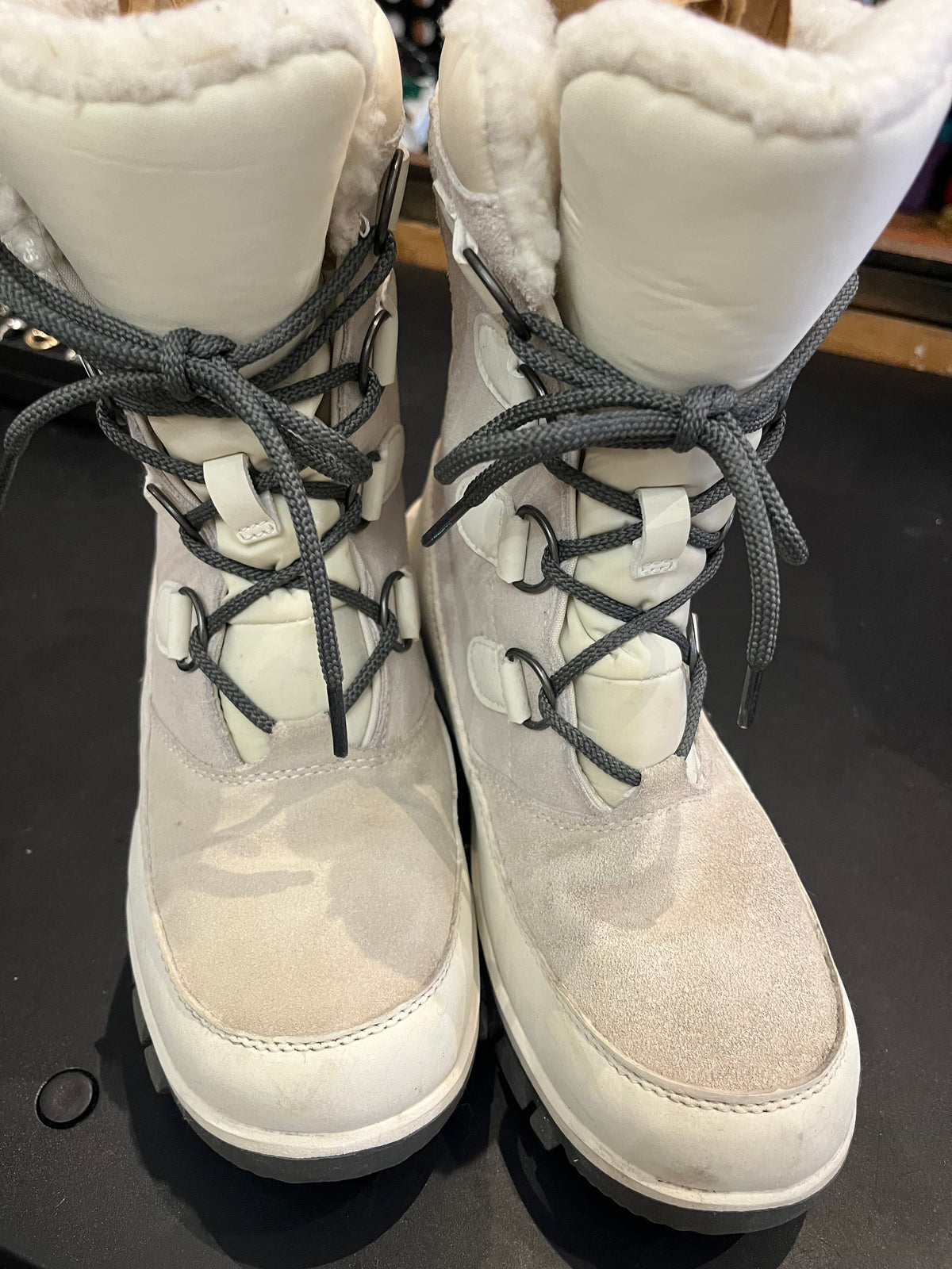 Thermalite White Snow Boots Lace Up Fleece Trim Sz5