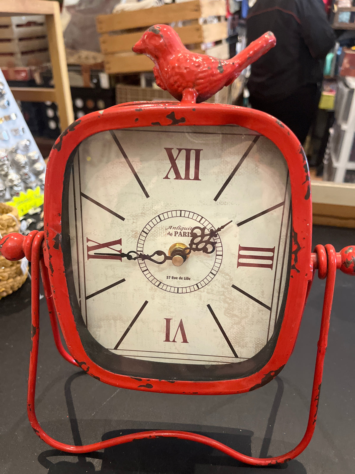 Red Bird Clock Roman Numerals Works!
