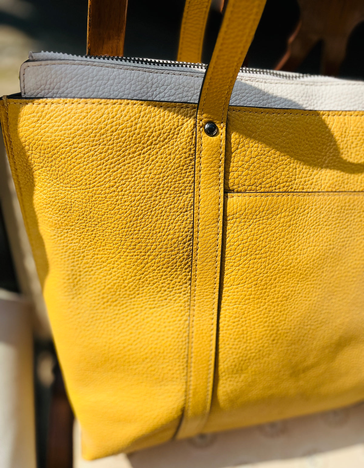 COACH Vtg Yellow w White Band 16” Large Zip Shoulder Bag Purse GR8 Used Condition!