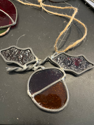 VTG Acorn Leaves Stained Glass