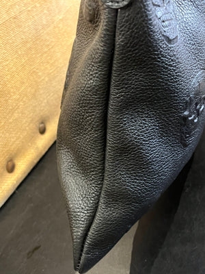 IO Pelle 14” Black Skulls Shoulder Zip Bag Italian Leather Exc Condition! used