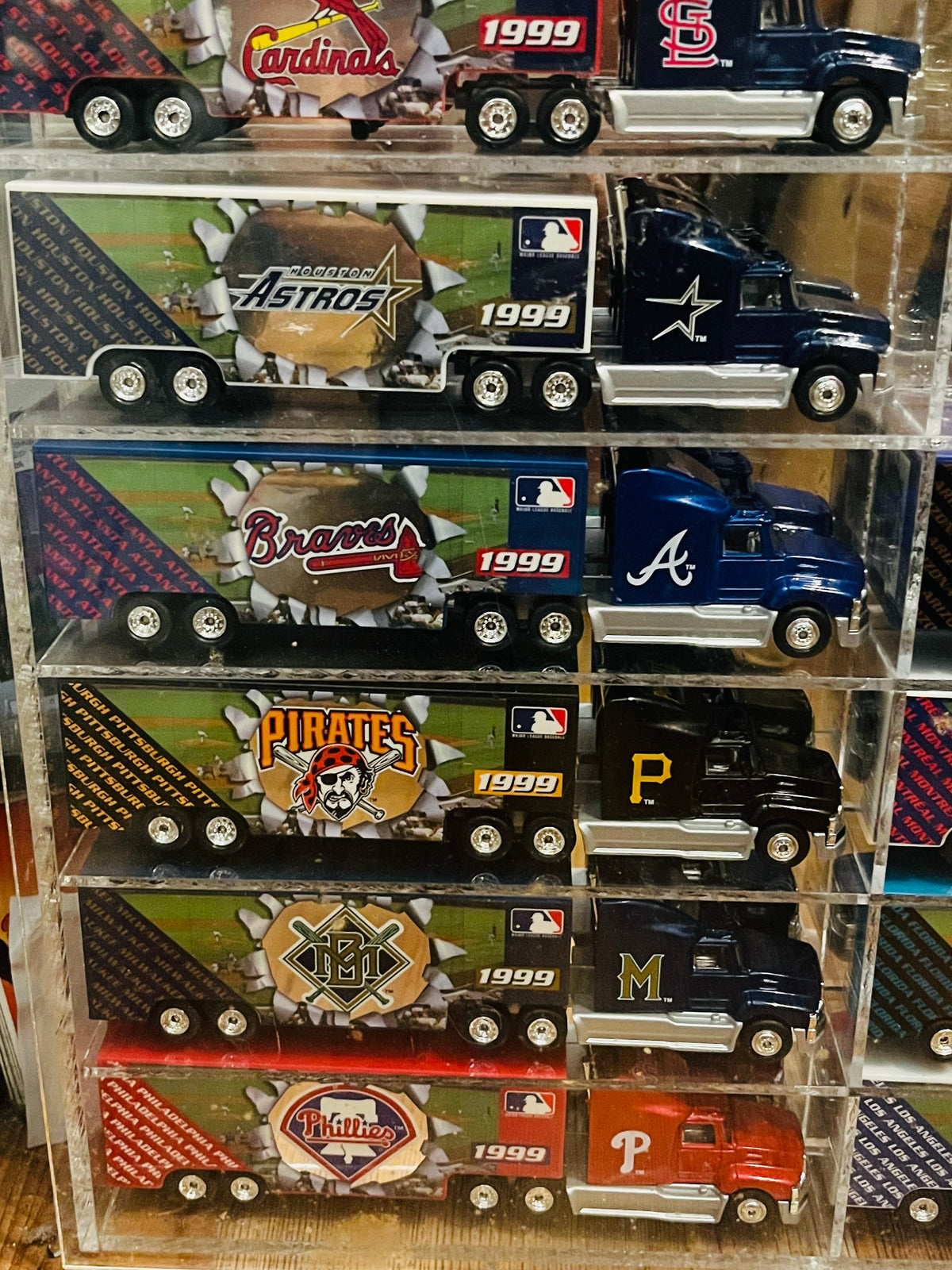 1999 Diecast Semi Truck Trailer White Rose Collectibles