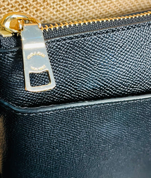 COACH Black Kitt Messenger Crossgrain Crossbody Strap Like Brand New!