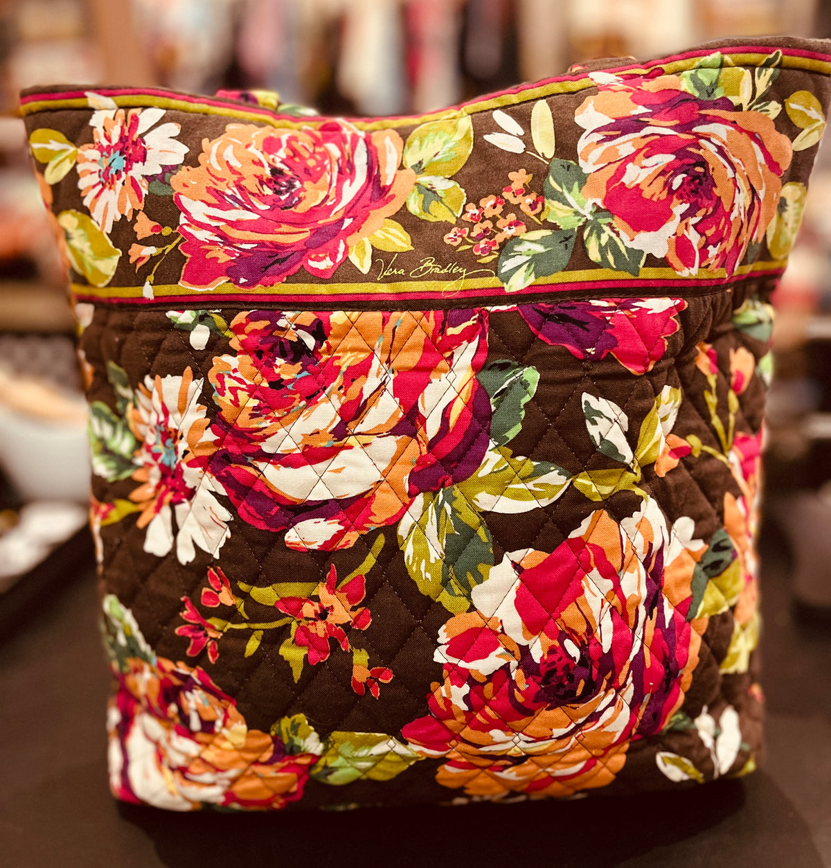 Vera Bradley 16”x11” English Rose Large Tote w Toggle Gently Used