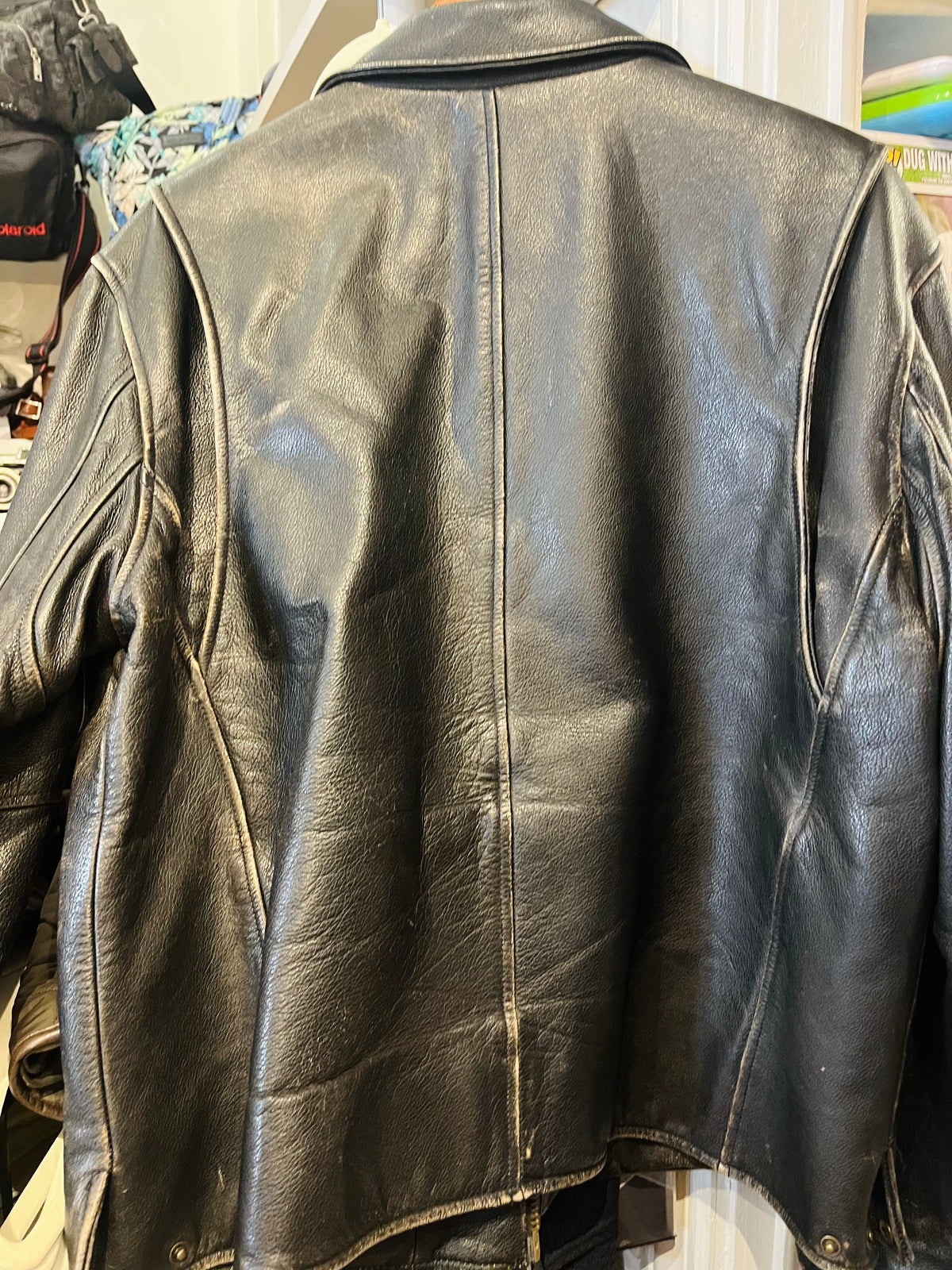 ORVIS (Discontinued) VTG Black Distressed Leather Lined Jacket Size L
