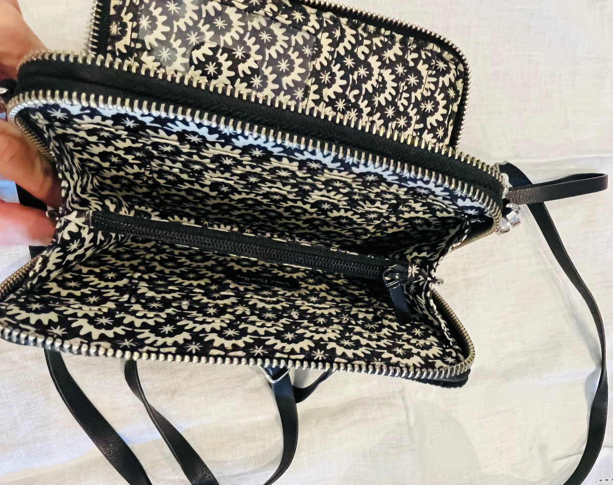 Vera Bradley Classic 6.5” RFID All-in-One Crossbody Wallet Adjustable Strap BLACK 🔥
