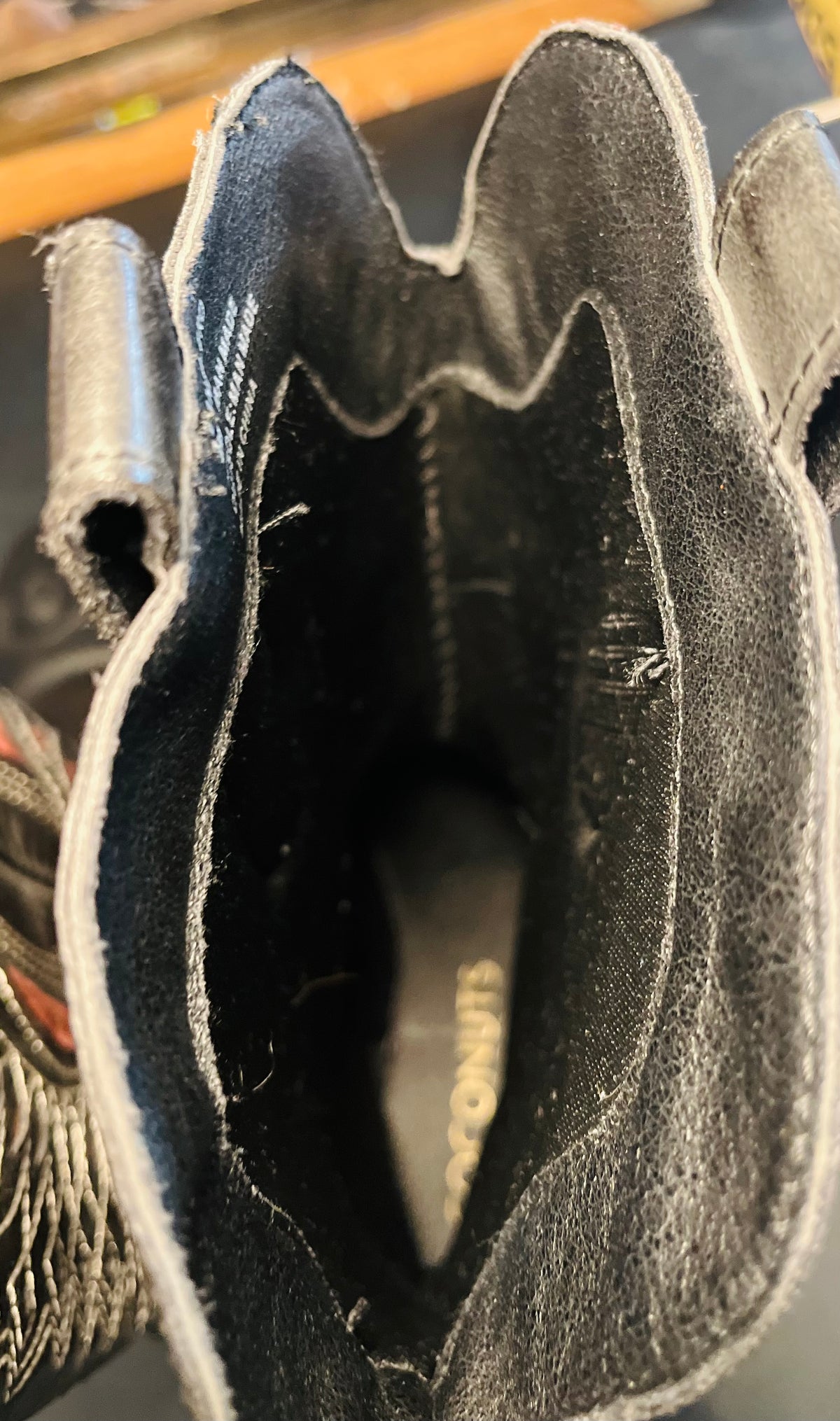 Coconuts Cow Girl Black Boots Sz8M Pointed Toe