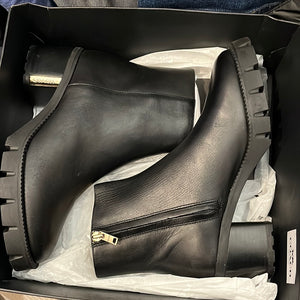 Women’s COACH Black Leather Bootie size 7.5 USED
