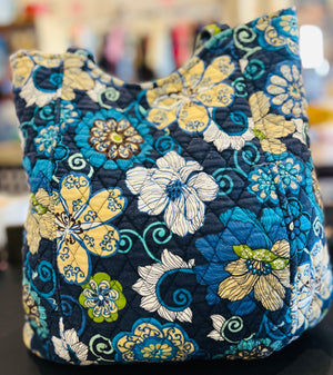 Vera Bradley Mod Blue Floral Pattern 12”x13” Shoulder Bag Magnetic Snap Closure