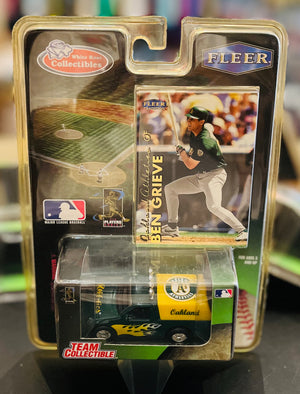 Vtg White Rose Collectibles by Fleer Baseball Diecast Vehicle and Trading Card