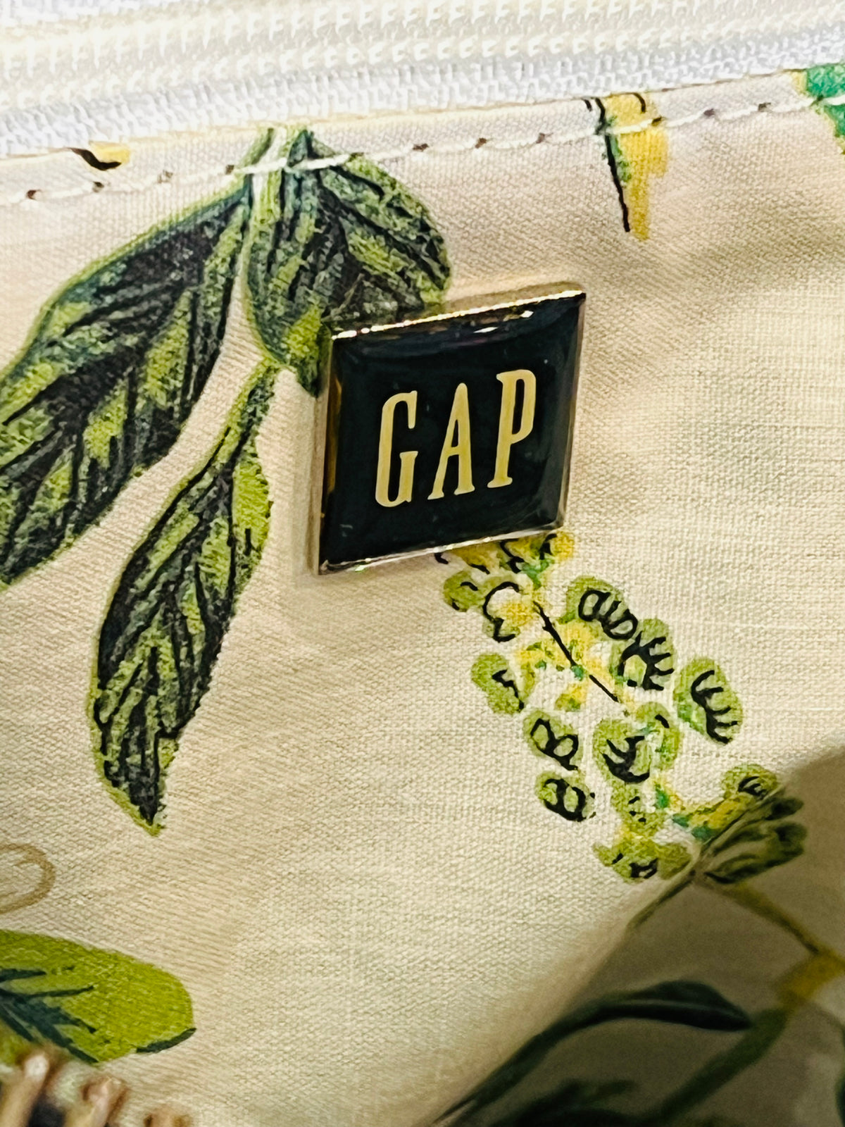 GAP used Suede Purse Black