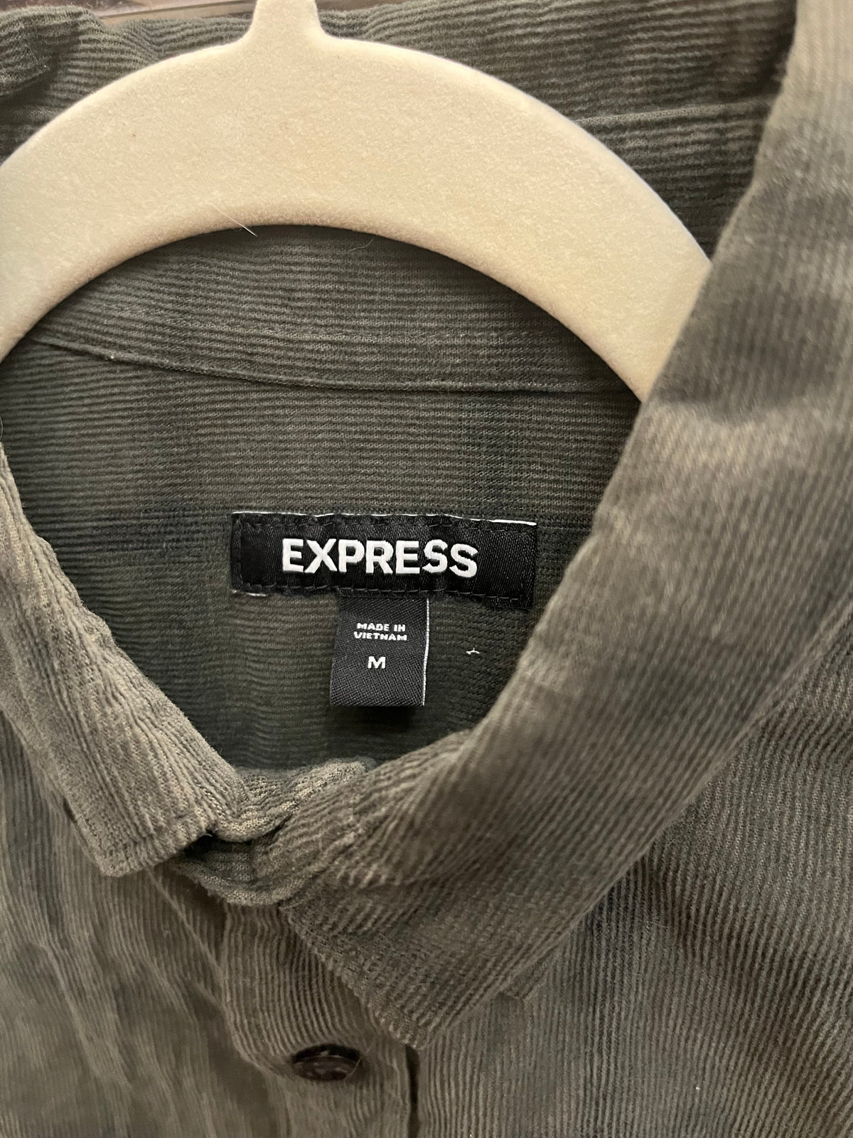 Express Used Green Flannel Micro Cordoroy SzM (Youth)