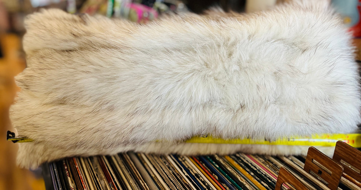 Vintage REAL Saga Fox Fur Light Beige 18” Pillow Decor