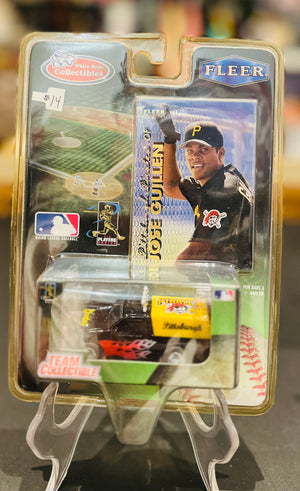 Vtg White Rose Collectibles by Fleer Baseball Diecast Vehicle and Trading Card
