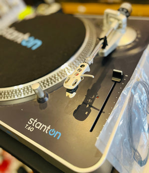 STANTON T6.0 Turntable Direct-Drive Motor Vinyl Record Player w Power Cord and Soft Cover