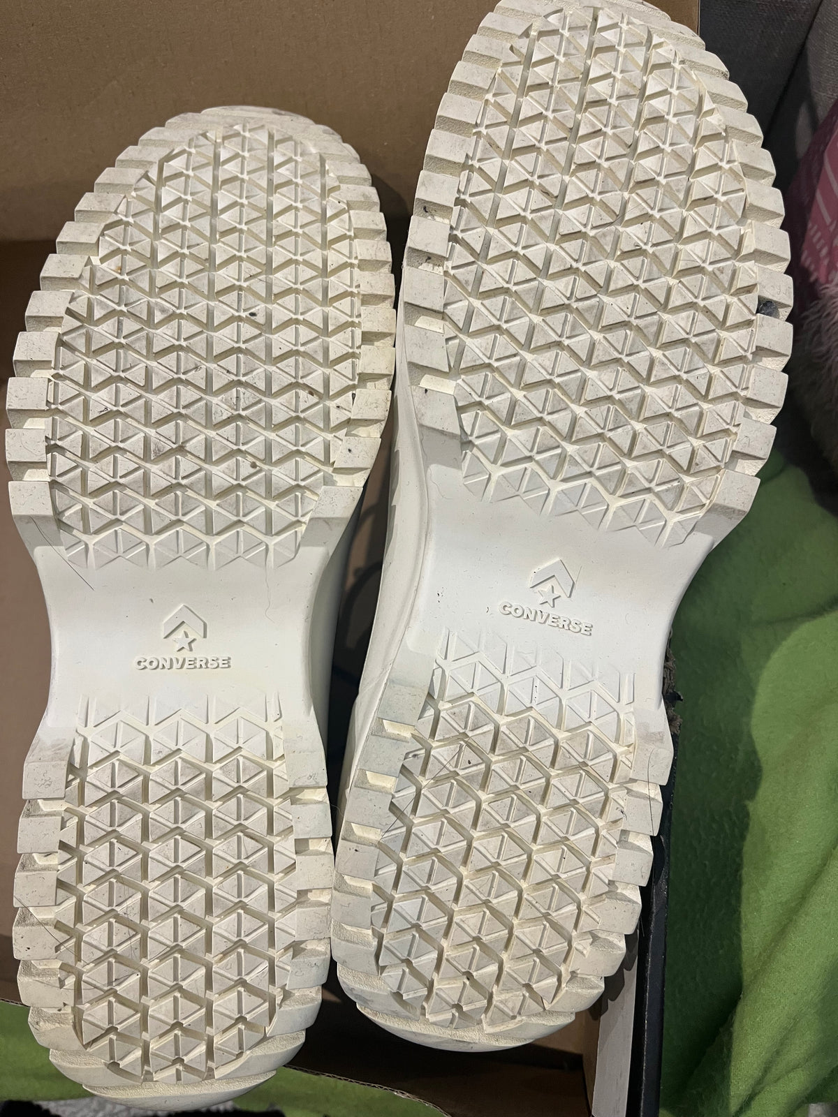 Converse All-Star Lugg Carbon Waterproof Bl/Wh Mens Sz8 Gently Used GUC!