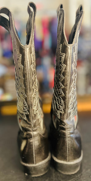 Coconuts Cow Girl Black Boots Sz8M Pointed Toe