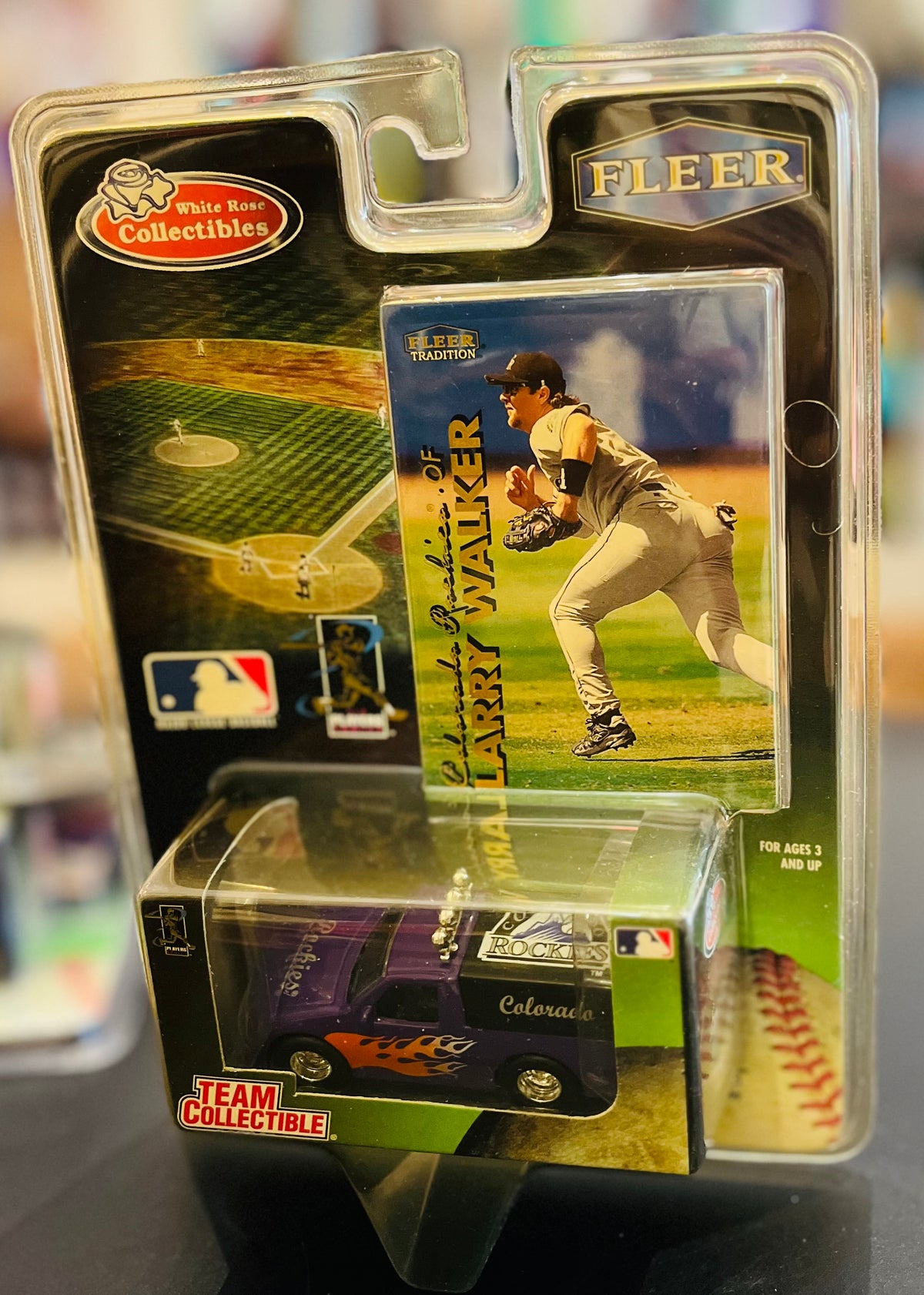 Vtg White Rose Collectibles by Fleer Baseball Diecast Vehicle and Trading Card