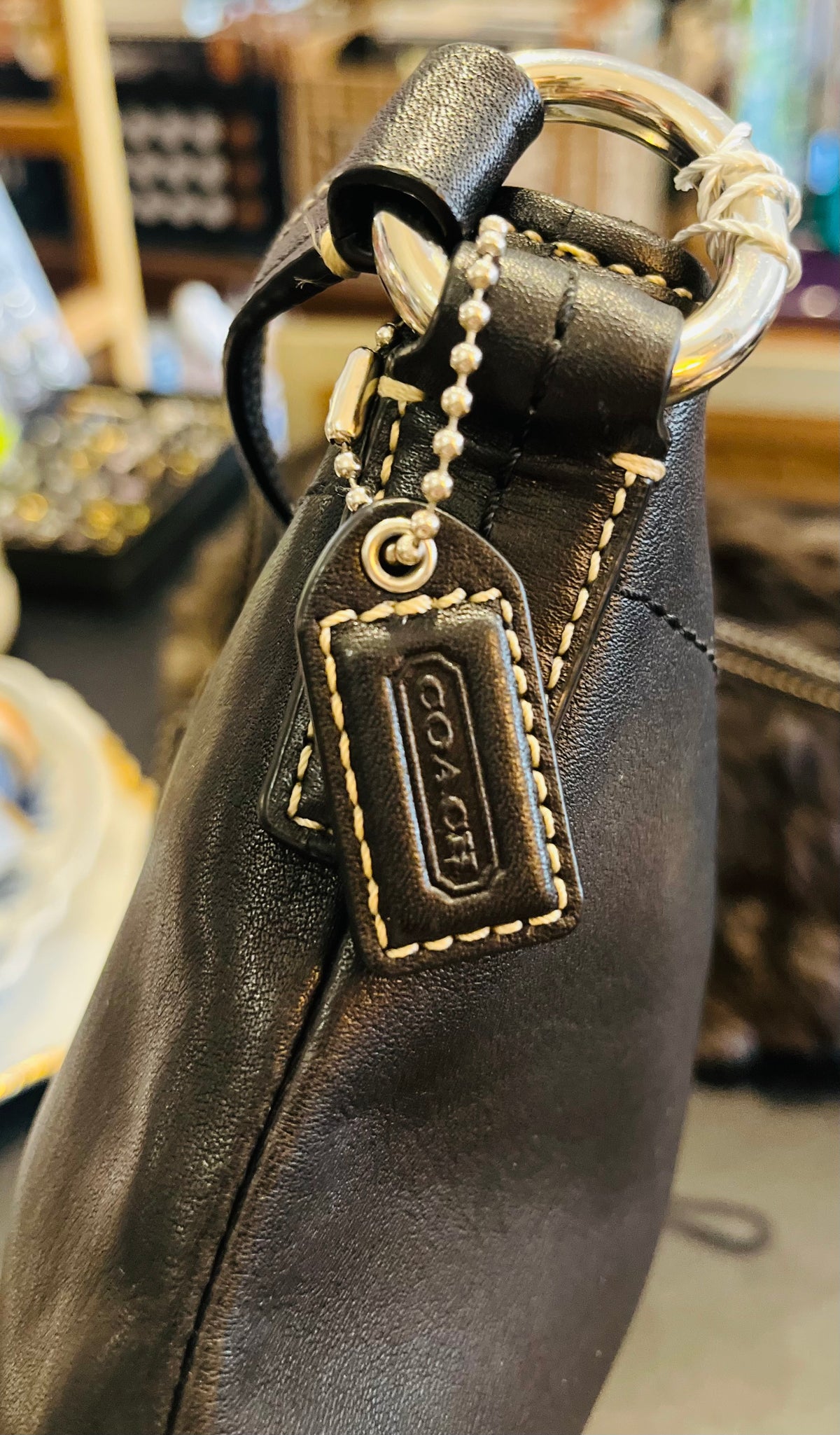 Authentic COACH SoHo Small Black White Stitch Crossbody Swing back Bag