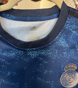 Fly Emirates Adidas FIFA 2020 Soccer Jersey Sz Small - no Damage! Gently Used.