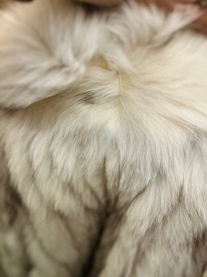 VTG Saga Real Fox White Fur Long Sleeve size XL