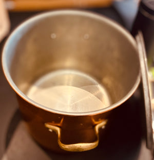 Portuguese VTG Medium 4Qt Copper Pot with Lid Brass Handles
