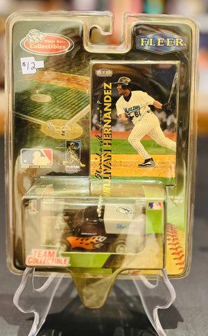 Vtg White Rose Collectibles by Fleer Baseball Diecast Vehicle and Trading Card