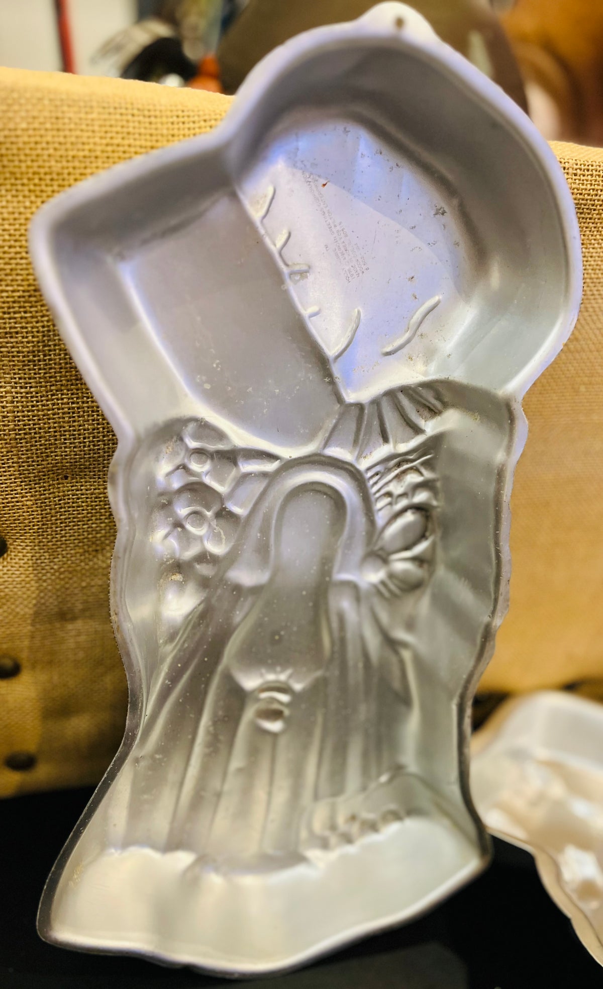 VTG Holly Hobby Aluminum 16”x9” Cake Tin Wilton Unmarked