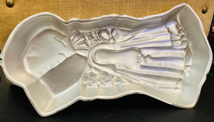 VTG Holly Hobby Aluminum 16”x9” Cake Tin Wilton Unmarked