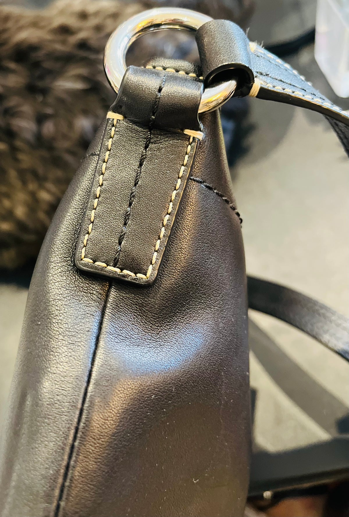 Authentic COACH SoHo Small Black White Stitch Crossbody Swing back Bag