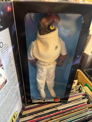 Star Wars Collector Series Admiral Ackbar Rebel Alliance Fully Poseable Figure