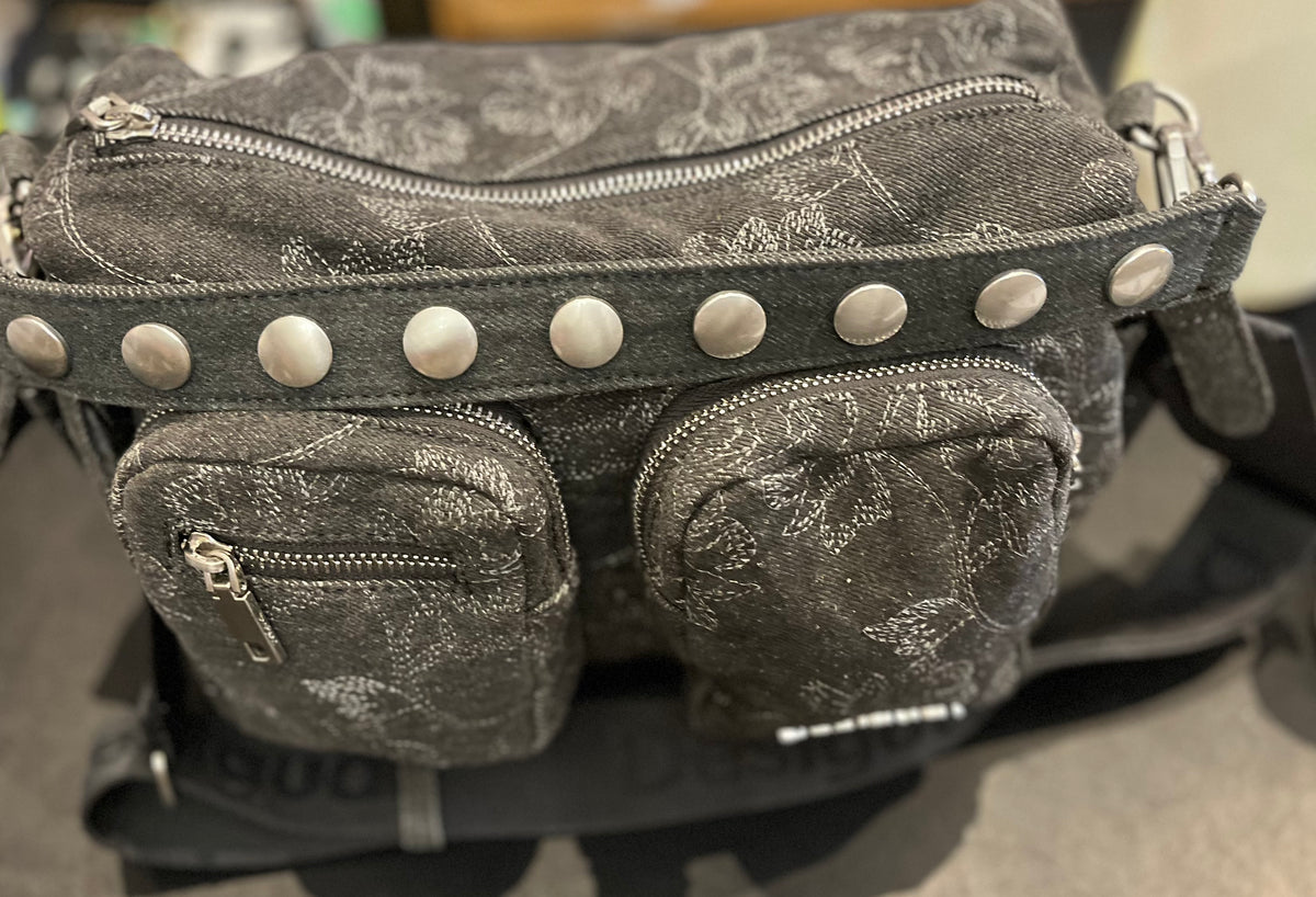 DESIGUAL Gray Denim Medium Embroidered Multi-Pocket Shoulder Handbag GREAT Condition!