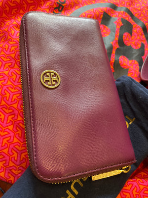 Tory Burch PURPLE wallet w blue dust bag