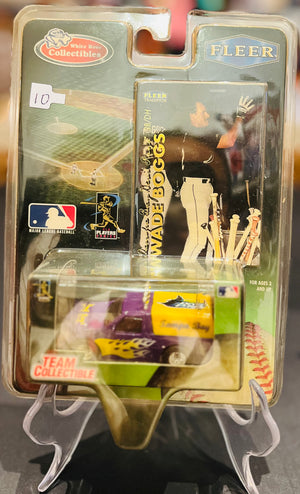 Vtg White Rose Collectibles by Fleer Baseball Diecast Vehicle and Trading Card
