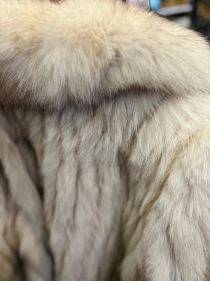 VTG Saga Real Fox White Fur Long Sleeve size XL