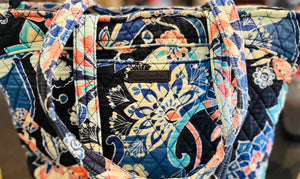 Vera Bradley Lotus Flower Blue Medium 15” W x 10” H Zip Up Bag Gently Used