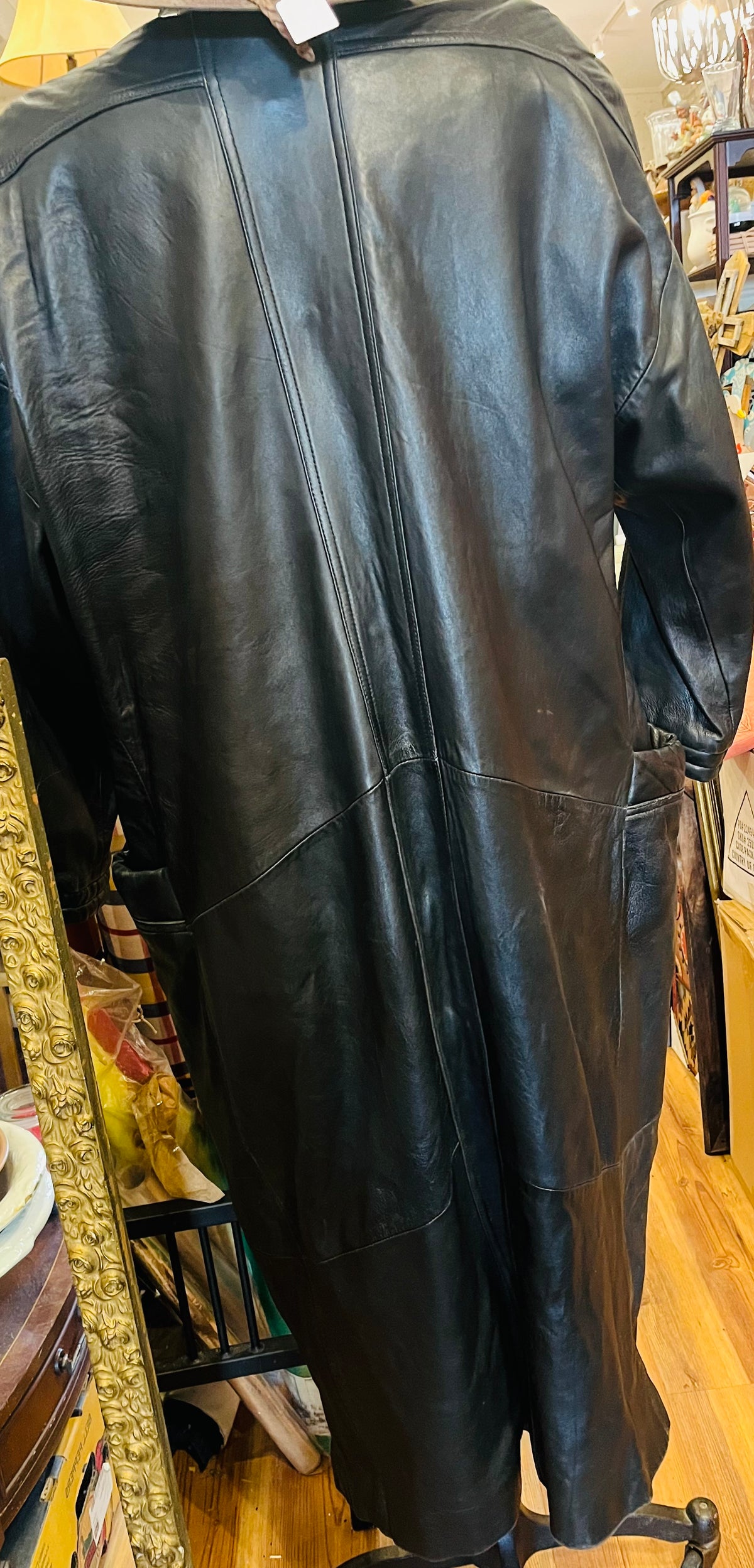VTG 1980s Nevada Black L/S Leather Trench w Shoulder Pads