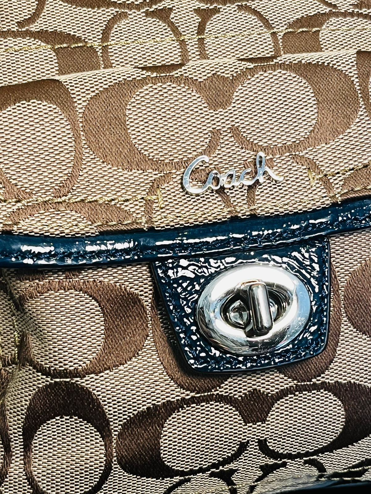COACH Early 2000s Penelope Sig Small Turnlock Crossbody w Blue Patent Detail