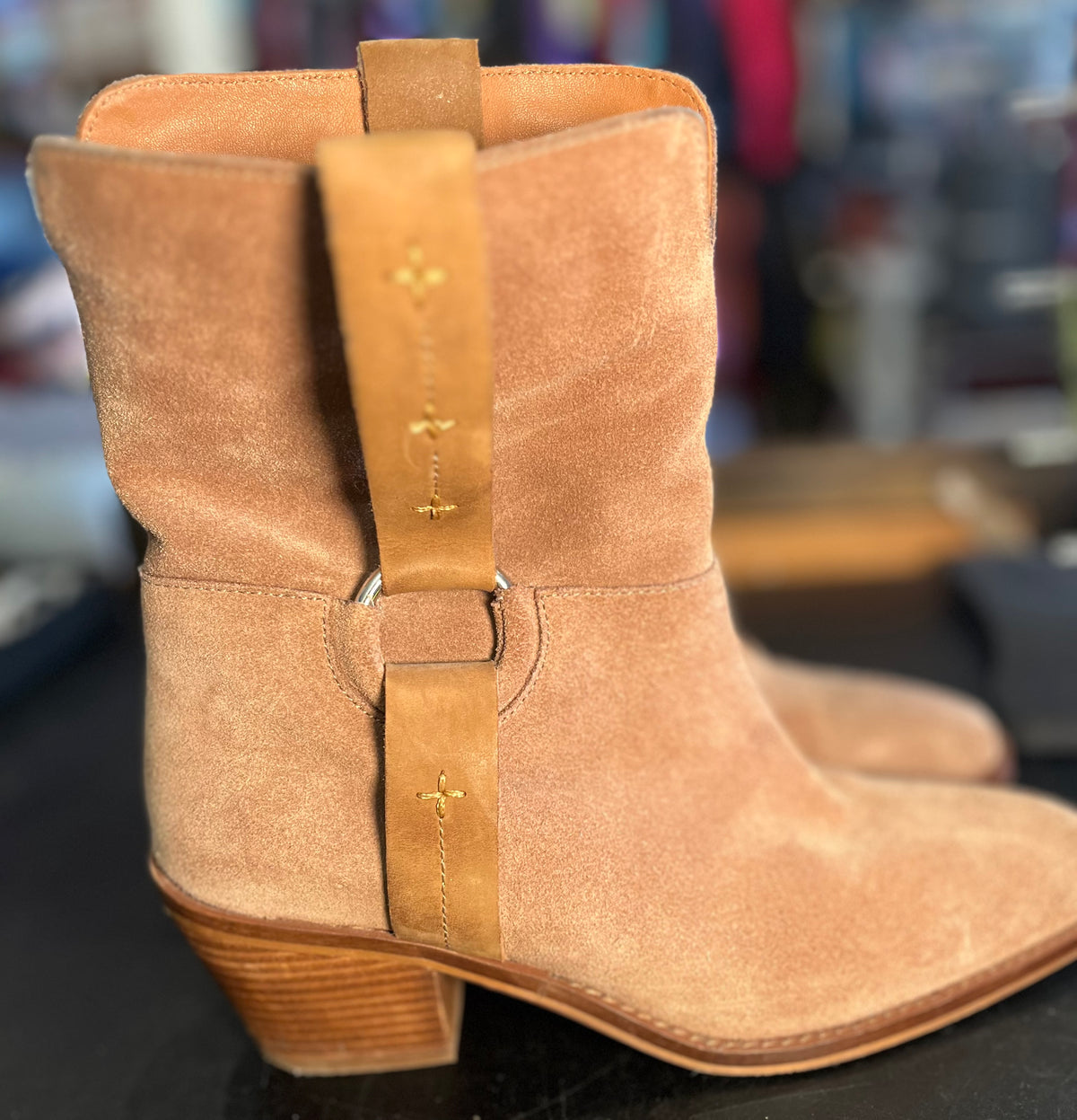 Lucky Brand Suede Booties Soithwestern Flare 8.5 GUC!